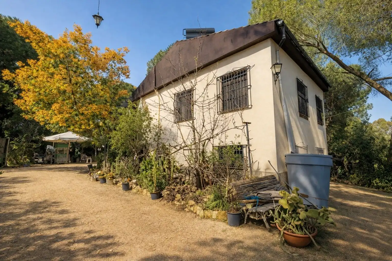 Vista exterior de Finca rústica en venda en Andújar amb Jardí privat i Terrassa