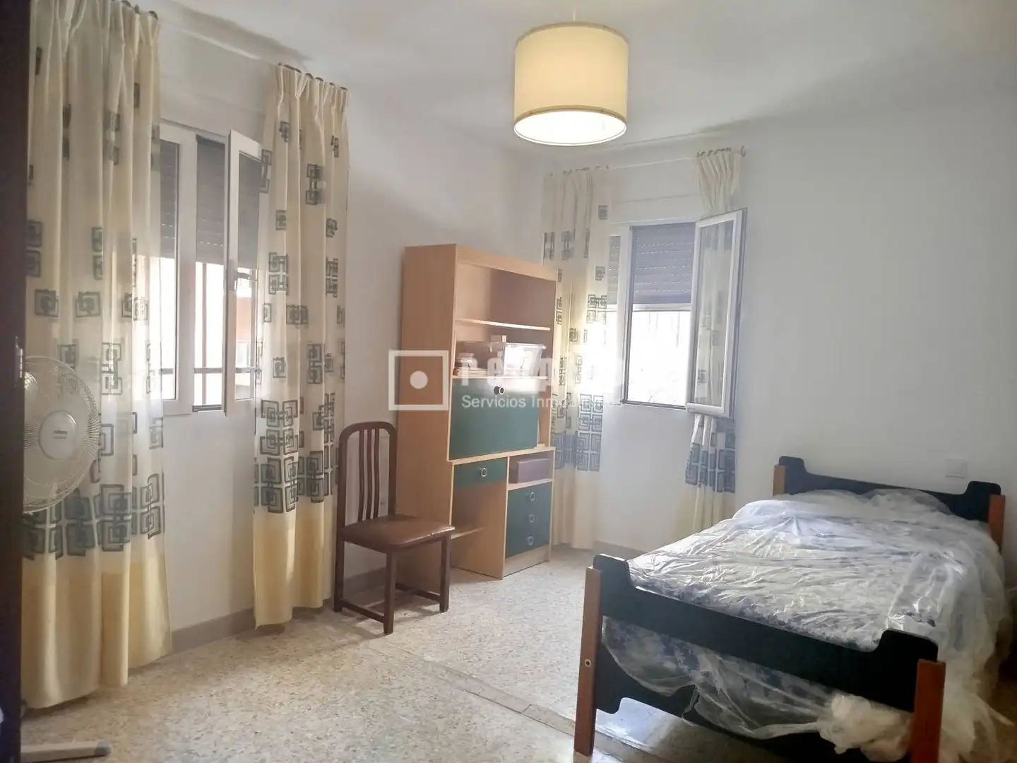 Flat for rent in del Doctor Jerónimo Pou, Triana Oeste
