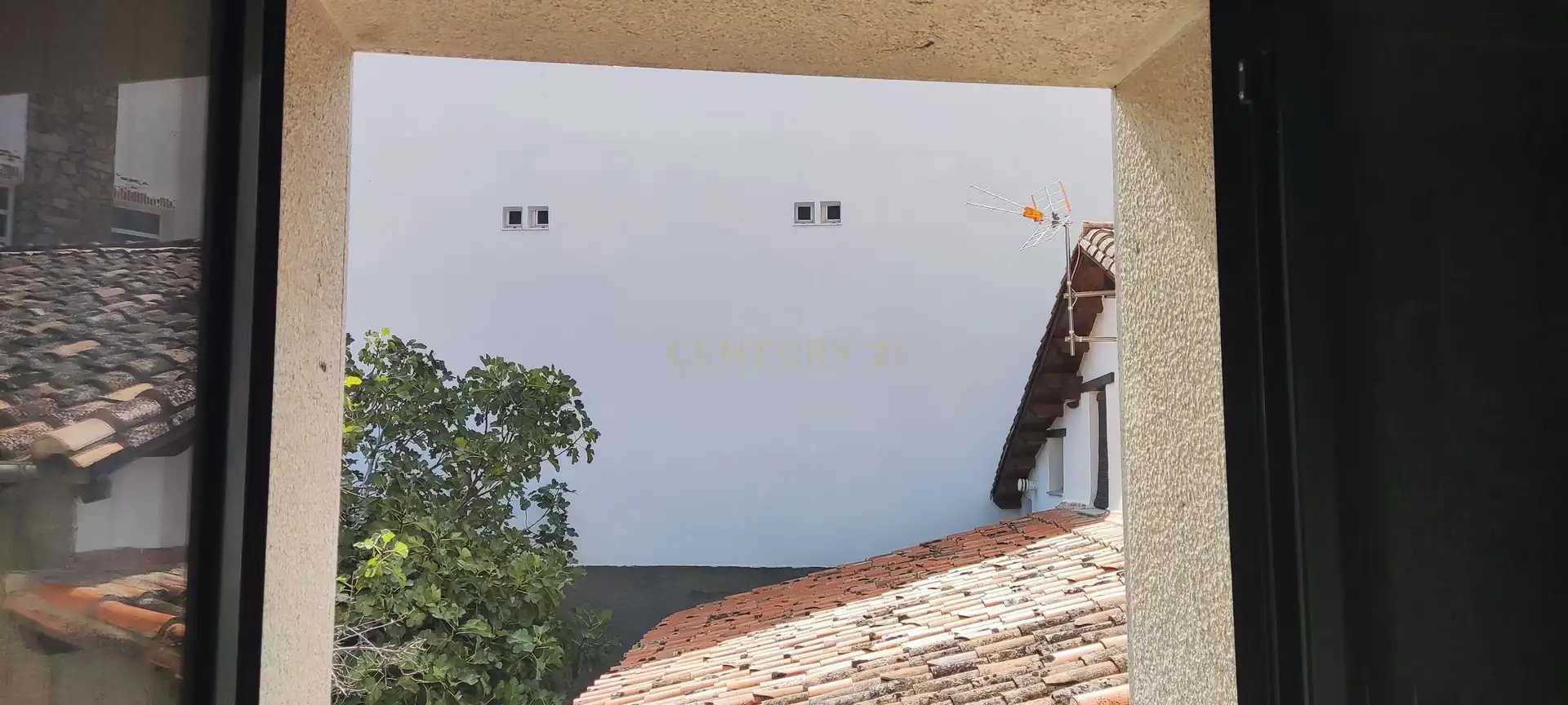 Exterior view of Houses for sale in Baños de Montemayor  with Air Conditioner, Balcony and Alarm