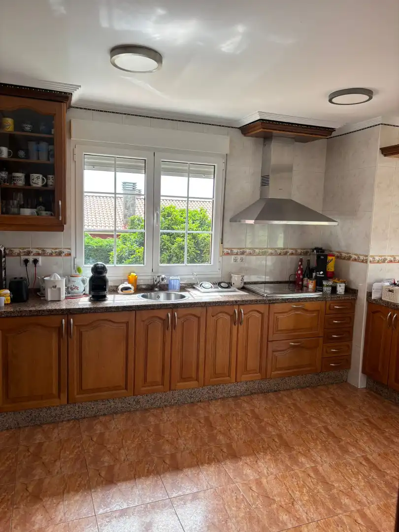 Kitchen of Houses for sale in Villaviciosa  with Heating, Private garden and Parquet flooring
