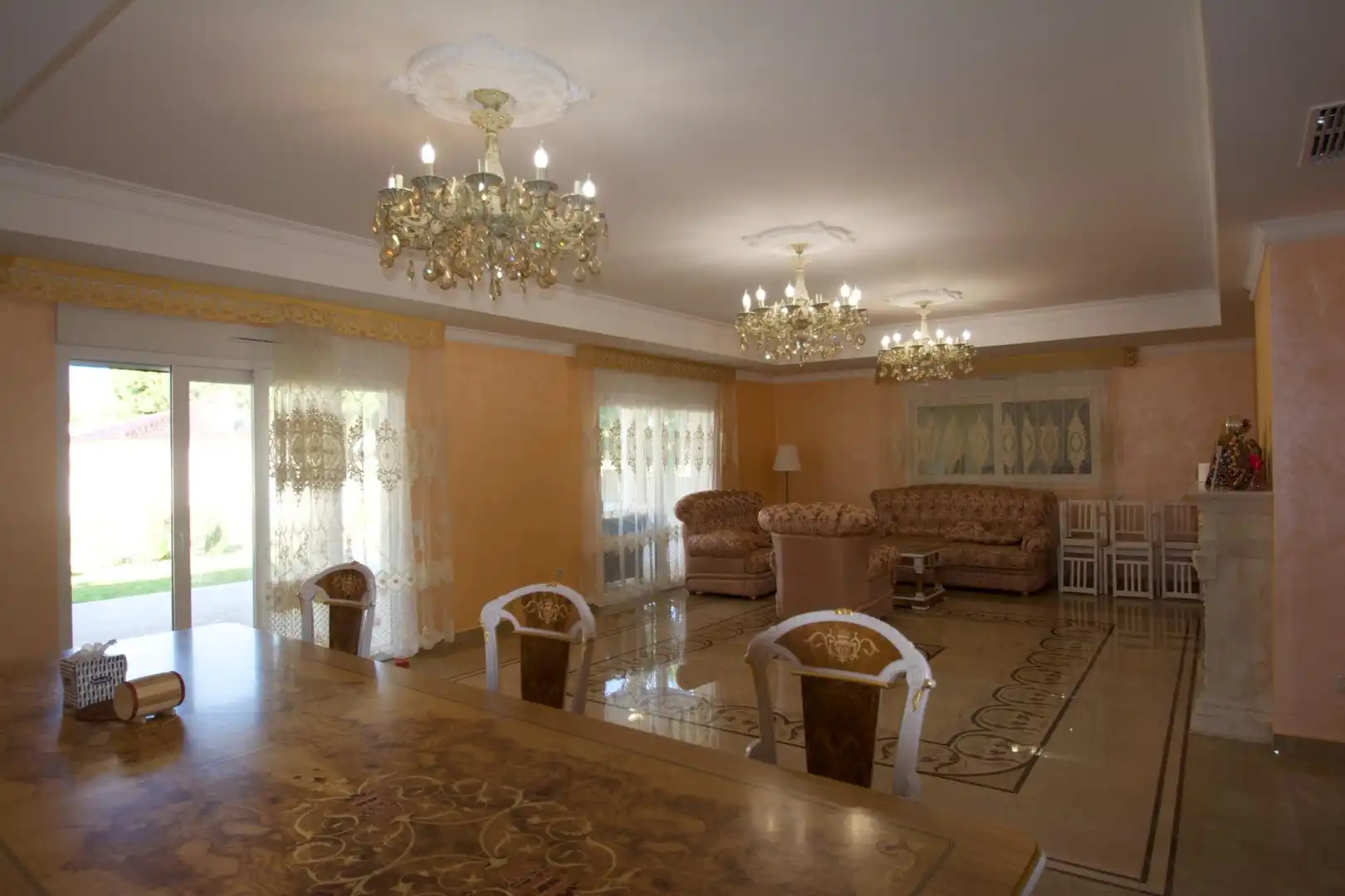 Wohnzimmer von Haus oder Chalet zum Verkauf in Orihuela mit Klimaanlage, Heizung und Privatgarten