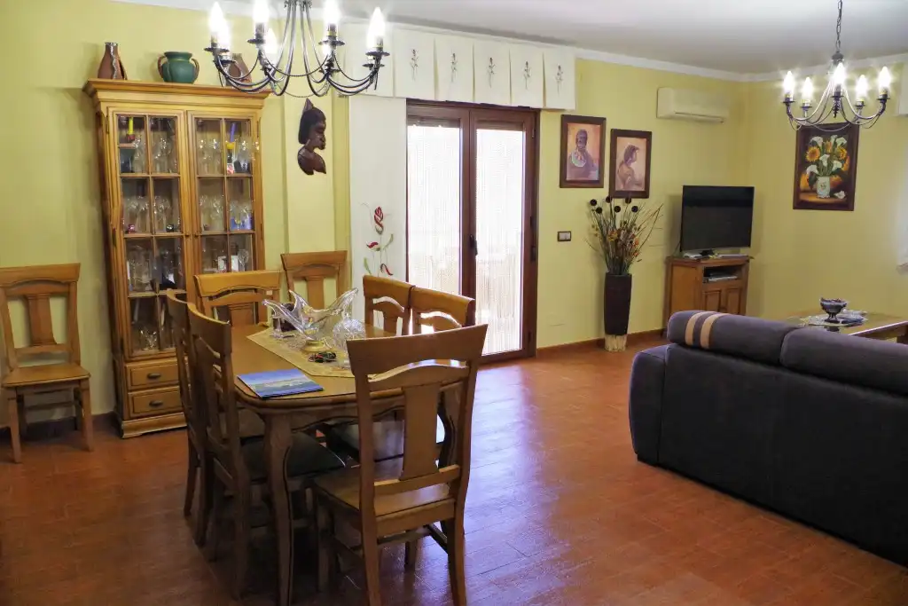 Casa rustica con piscina in vendita a Sayalonga, imagen 5