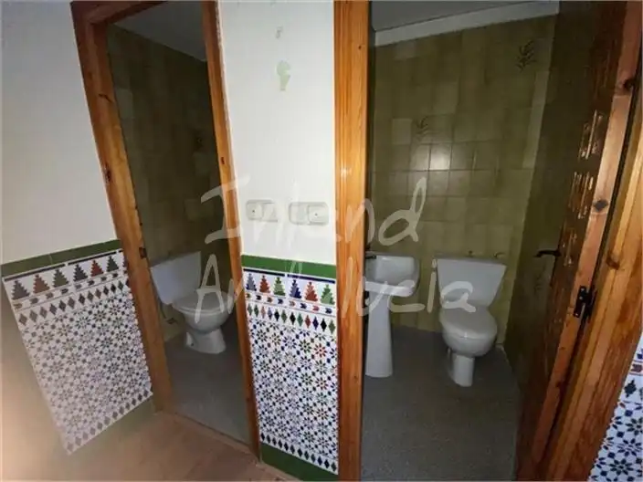 Bathroom of Commercial properties for sale in Alcalá la Real  with Air Conditioner