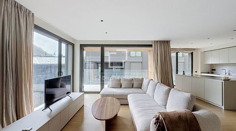 Elegante piso de 3 dormitorios con terraza de 7 m en venta en Escaldes, Andorra, imatge 3
