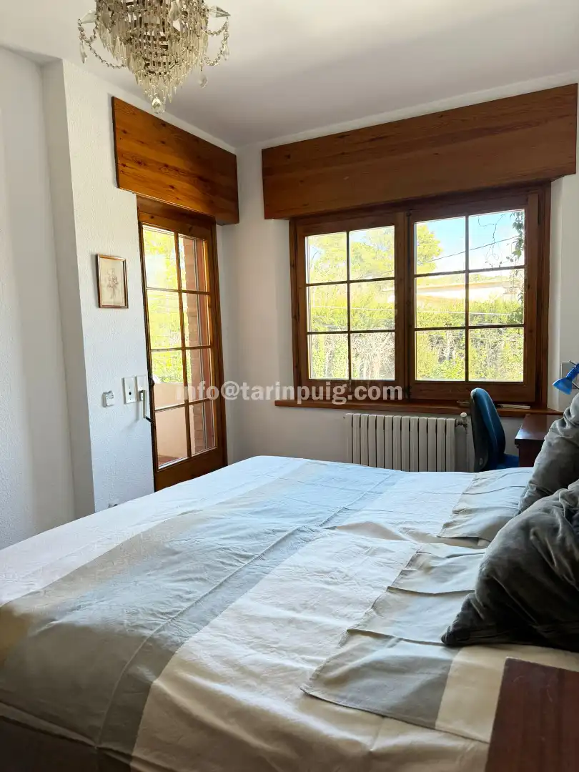 Habitación de Casa o chalet en venta en Begues con Aire acondicionado, Calefacción y Jardín privado