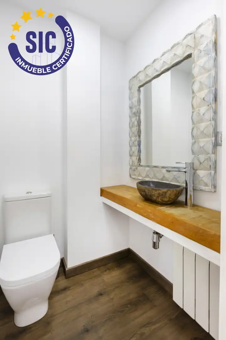 Baño de Casa adosada en venta en El Puig de Santa Maria con Aire acondicionado, Calefacción y Jardín privado