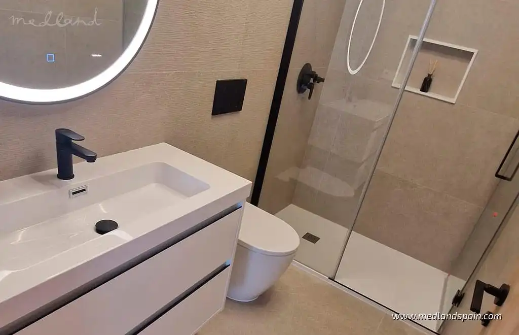 Baño de Apartamento en venta en Pilar de la Horadada con Terraza y Piscina comunitaria
