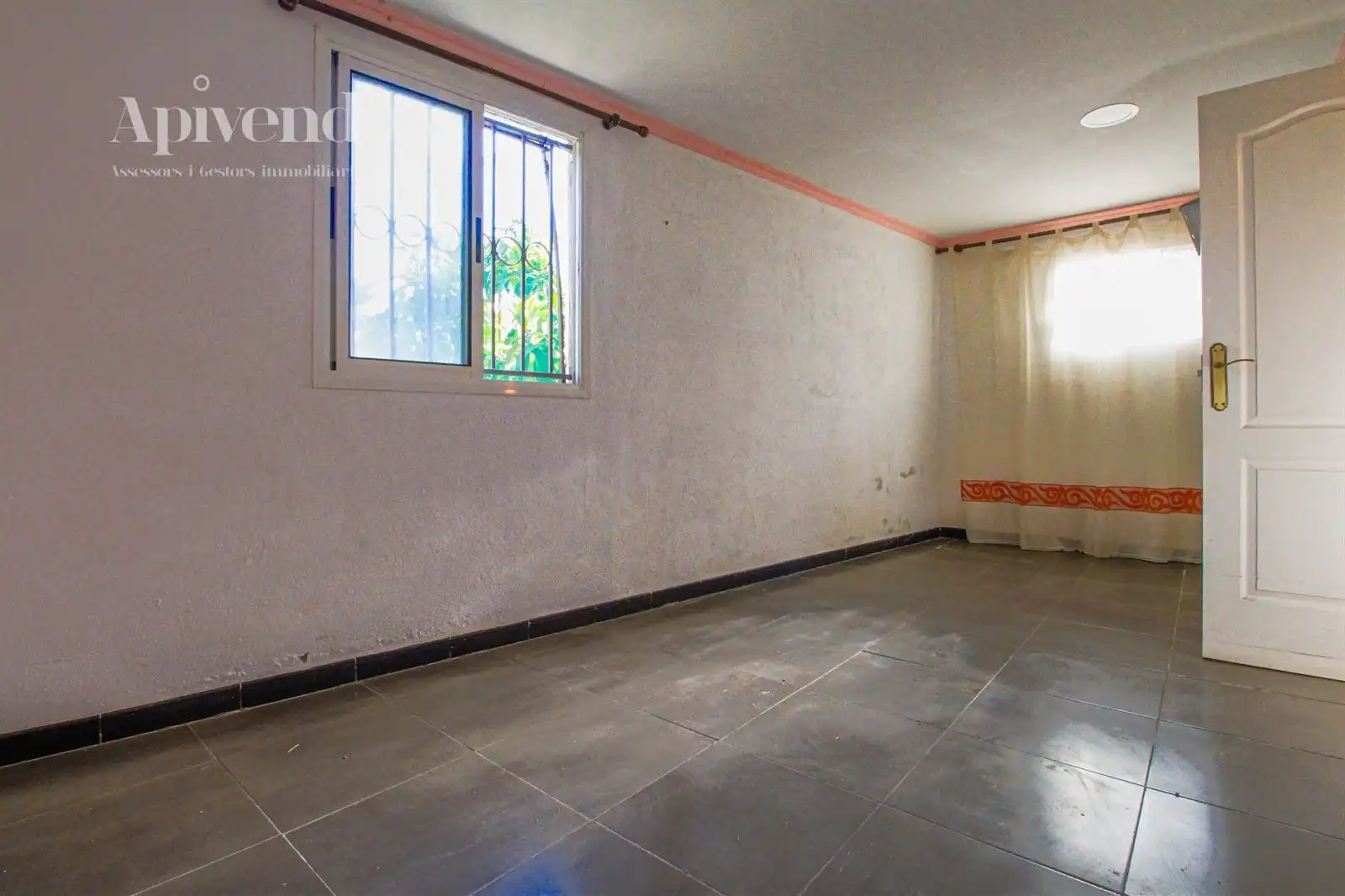 Casa o chalet en venta en Cabanes (Girona) con Terraza y Trastero
