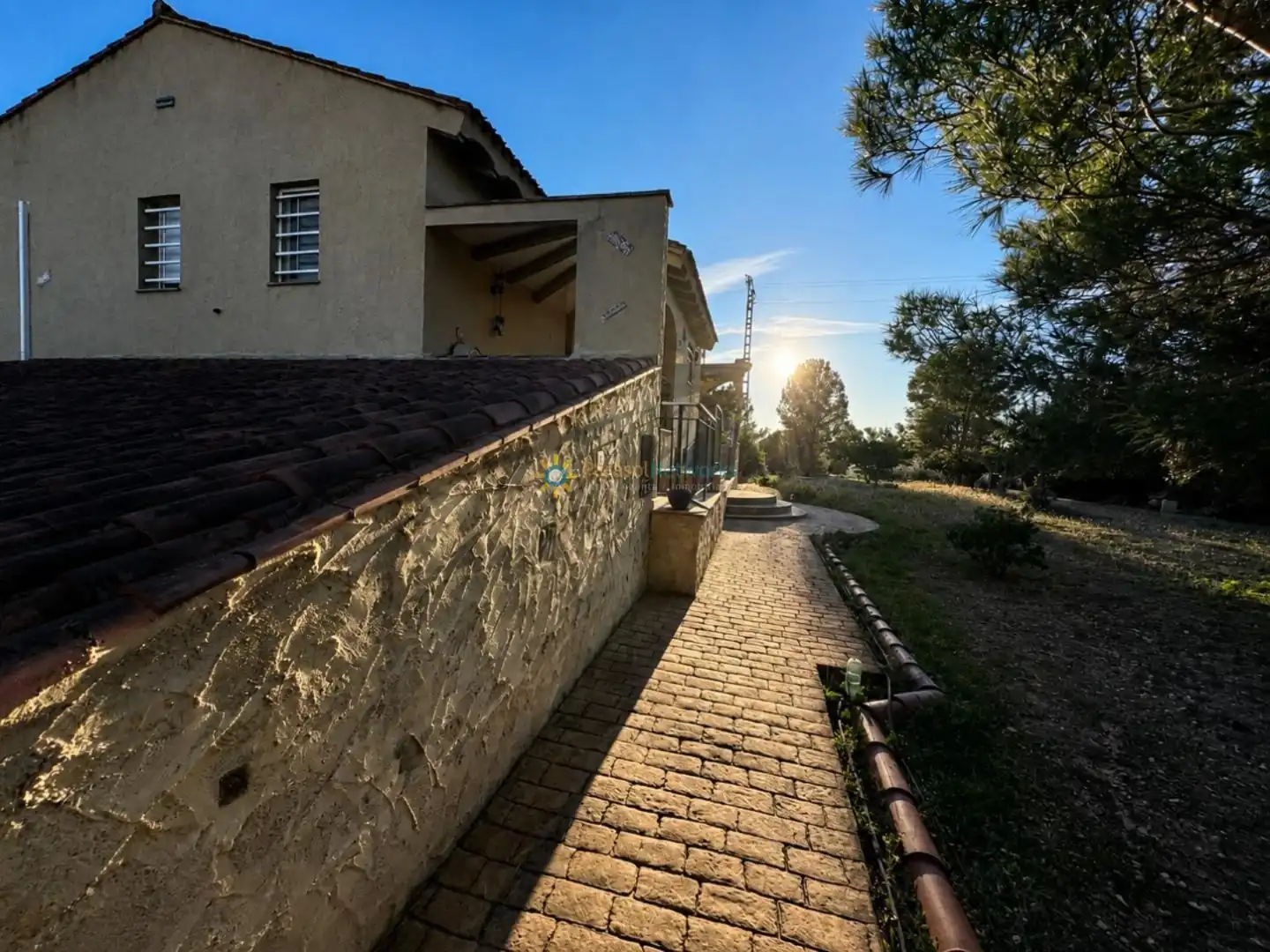 Außenansicht von Haus oder Chalet zum Verkauf in Benigànim mit Klimaanlage, Privatgarten und Terrasse
