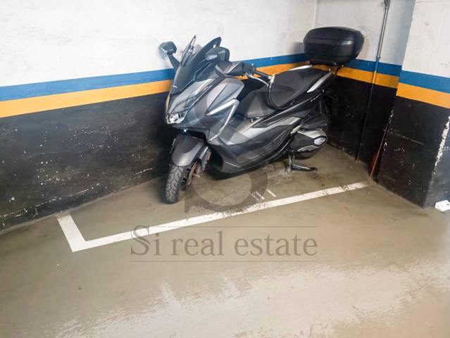 Garaje en Venta en Carrer del Rosselló en Sagrada Família