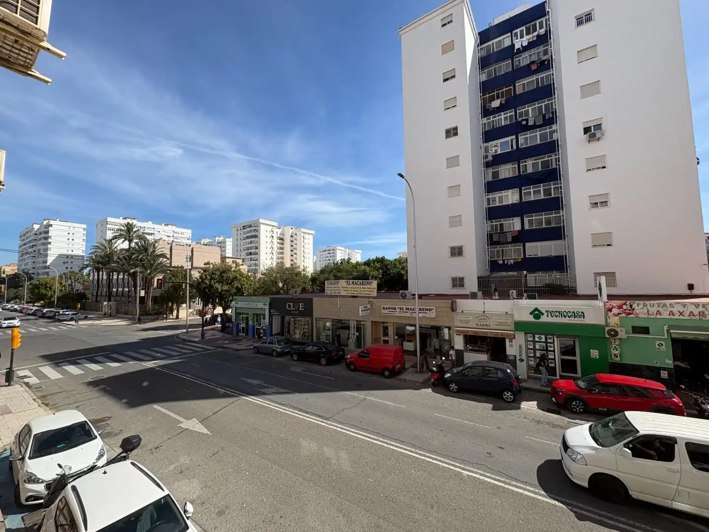 Vista exterior de Pis en venda en Málaga amb Aire condicionat