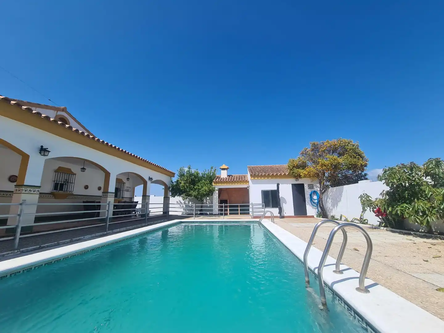 Villa mit Pool zur Miete in Carril El Mudito 10, imagen 2