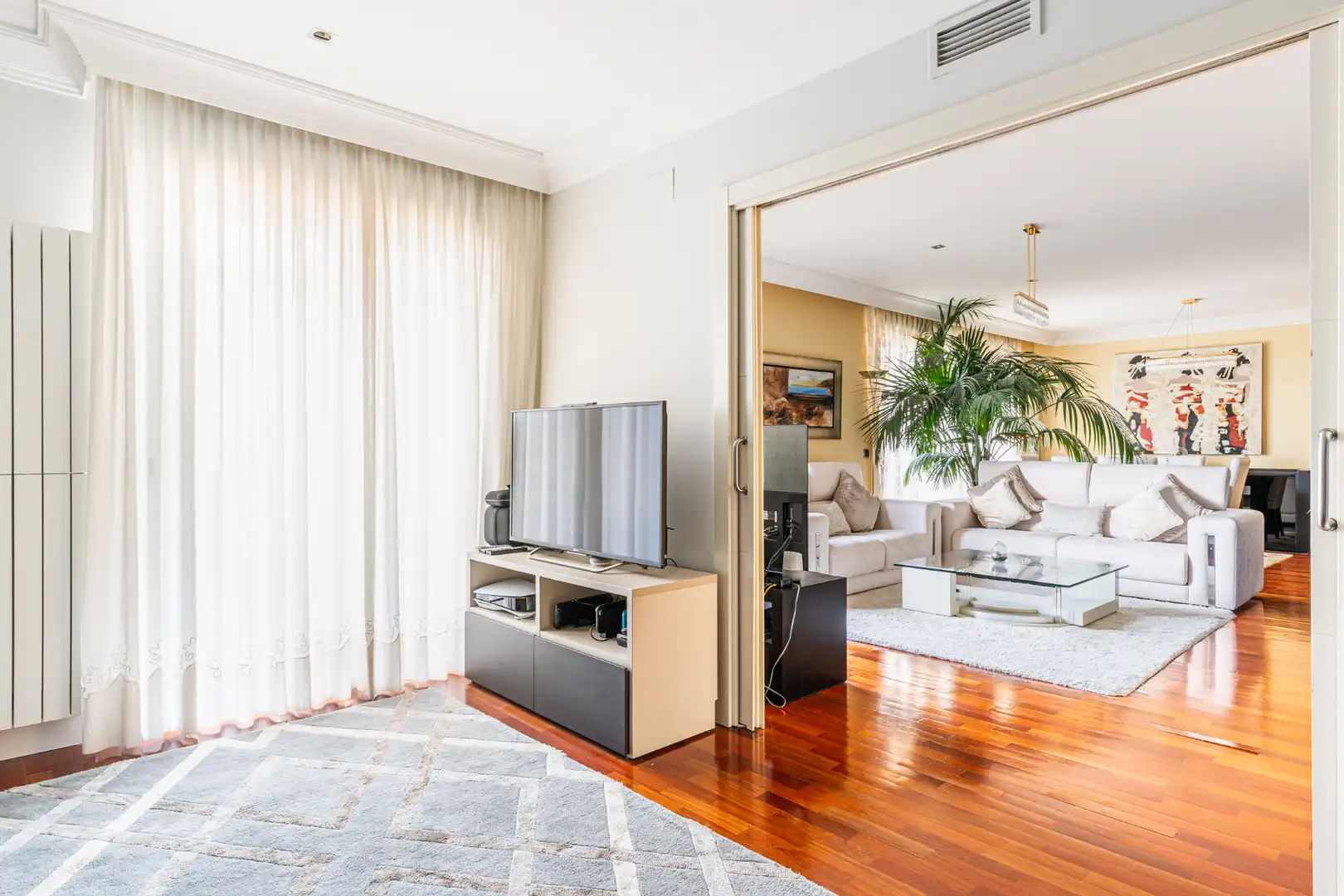Wohnzimmer von Dachboden zum Verkauf in Majadahonda mit Klimaanlage, Heizung und Terrasse