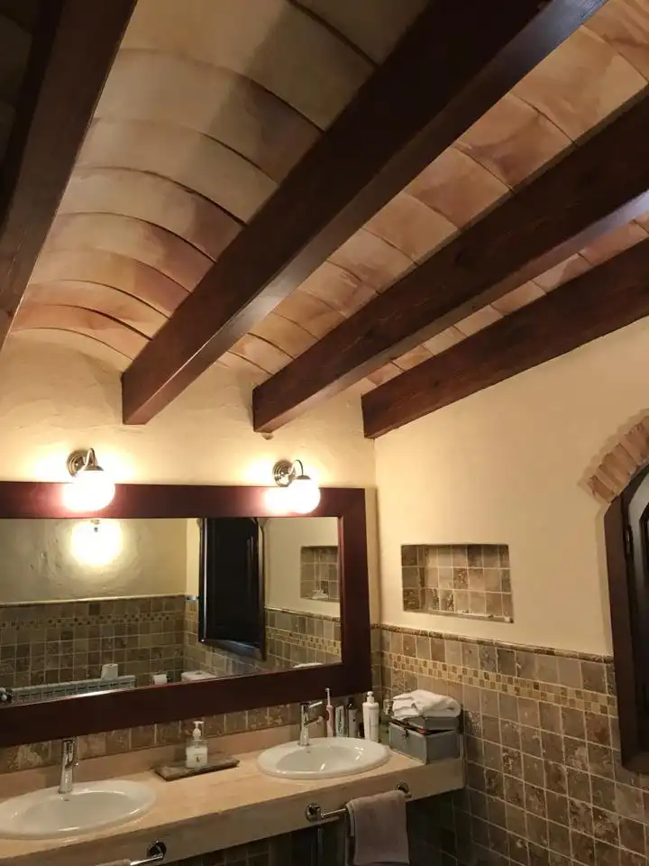 Bany de Casa o xalet en venda en Riópar amb Calefacció i Jardí privat