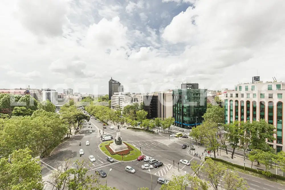 Vista exterior de Àtic de lloguer en Madrid amb Aire condicionat, Calefacció i Balcó
