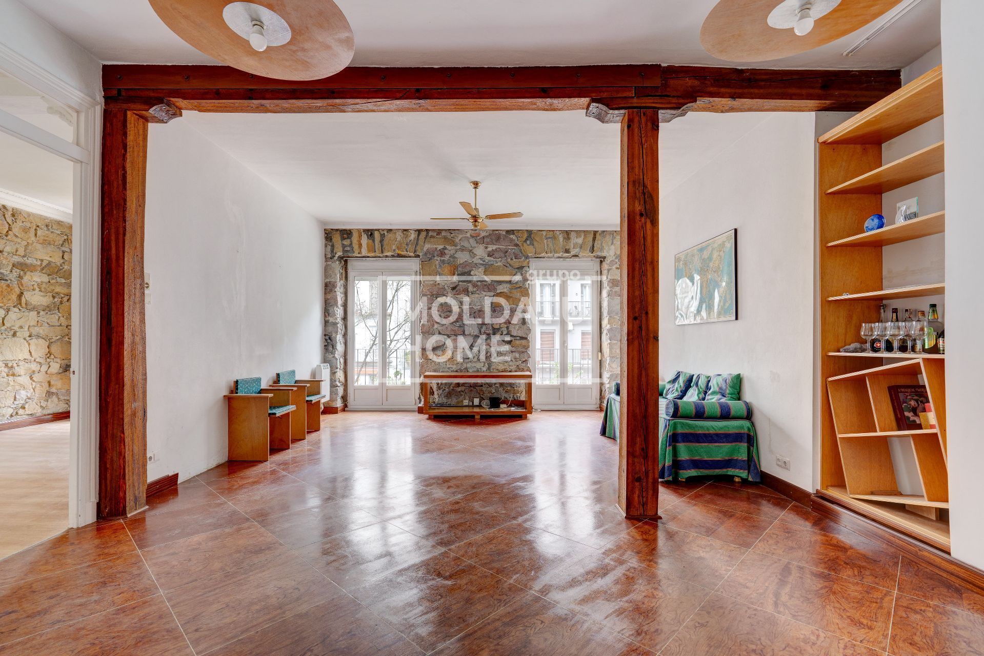 Sala d'estar de Apartament en venda en Donostia - San Sebastián  amb Calefacció