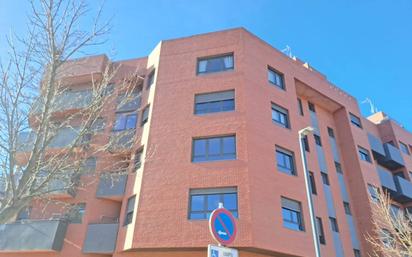 Vista exterior de Pis en venda en Burgos Capital amb Calefacció, Parquet i Terrassa