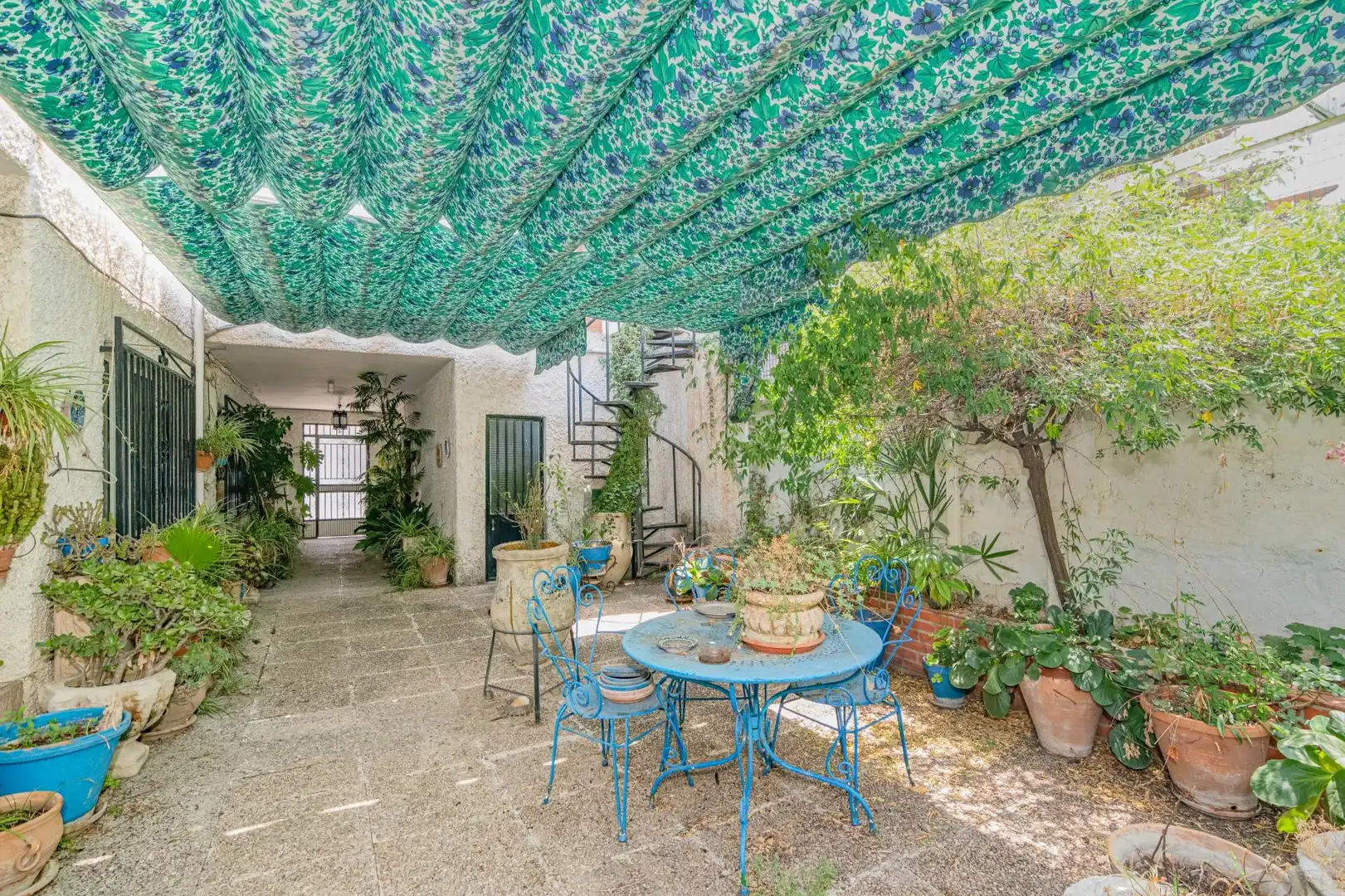 Terraza de Casa o chalet en venta en Granada con Aire acondicionado, Calefacción y Jardín privado