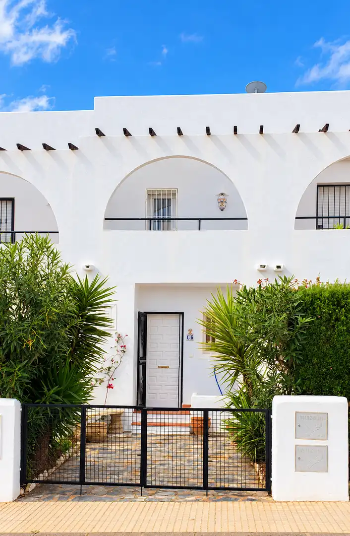 Vista exterior de Dúplex en venta en El Palmeral