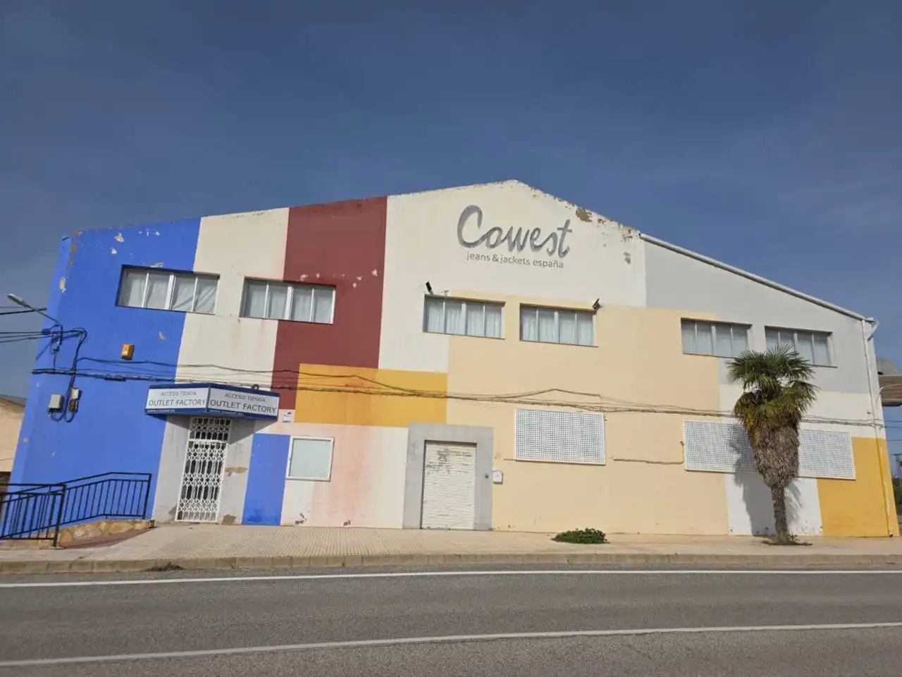 Vista exterior de Nave industrial en venta en Pozohondo