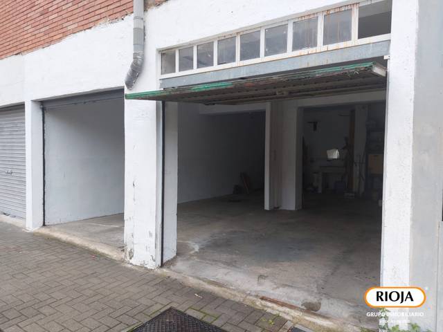Garaje en Venta en Aranbizkarra Kalea en Santiago - Arana