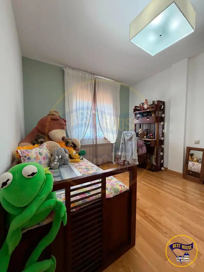 Dormitori de Casa adosada en venda en Chillarón de Cuenca amb Calefacció, Jardí privat i Terrassa