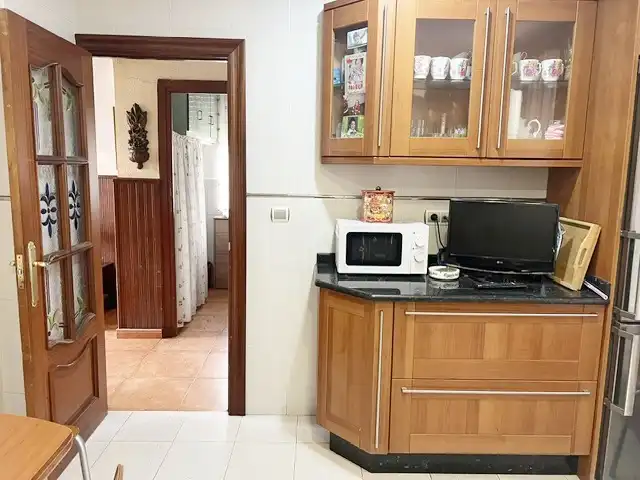 Cuina de Casa adosada en venda en Reocín amb Jardí privat, Terrassa i Traster