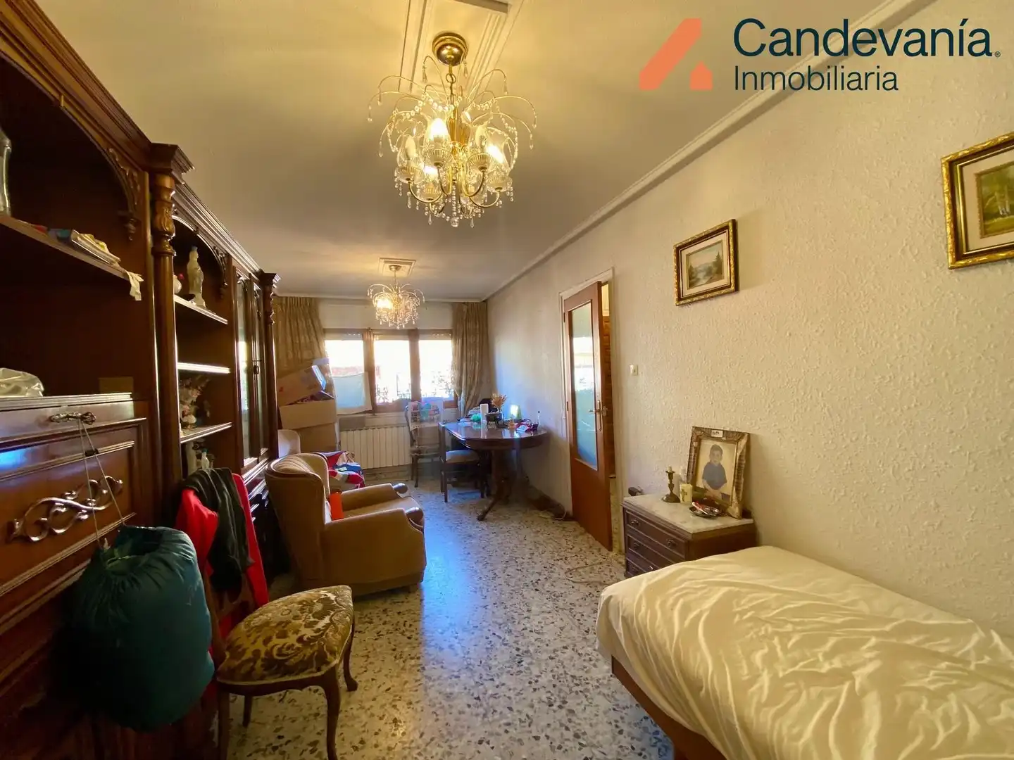 Living room of Detached homes for sale in Gurrea de Gállego  with Heating and Private garden