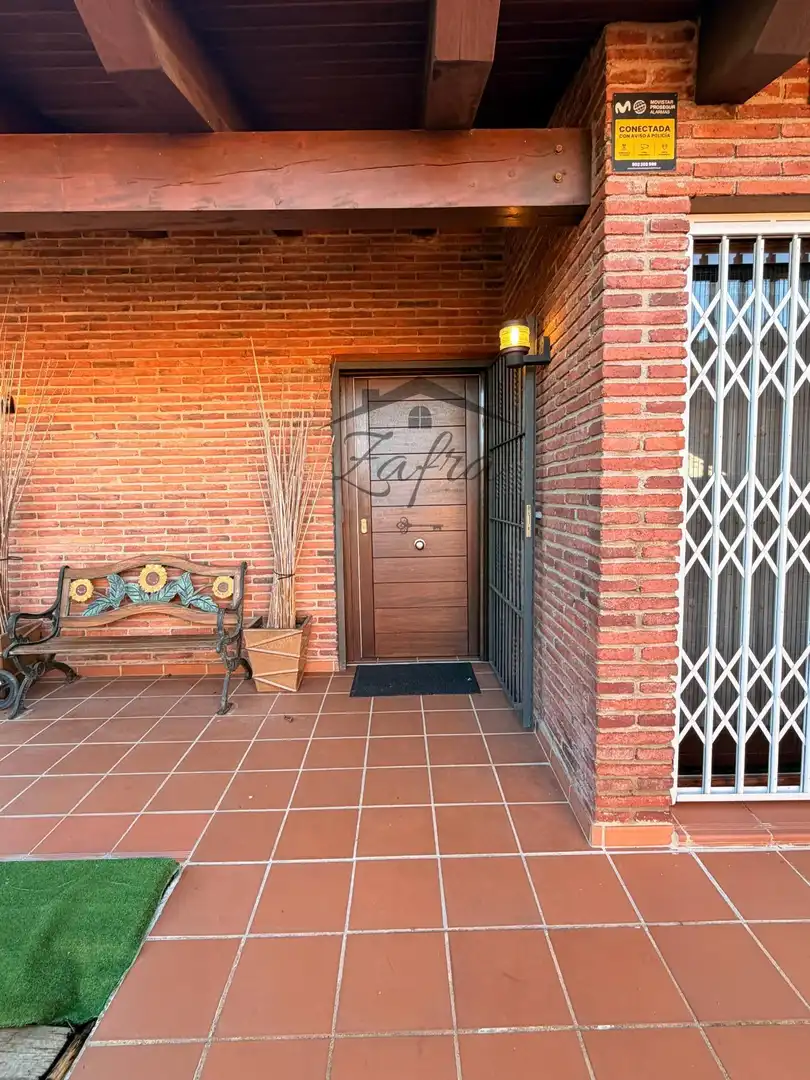 Casa con piscina en venta en Carrer Carrer Can Lluís, imagen 10
