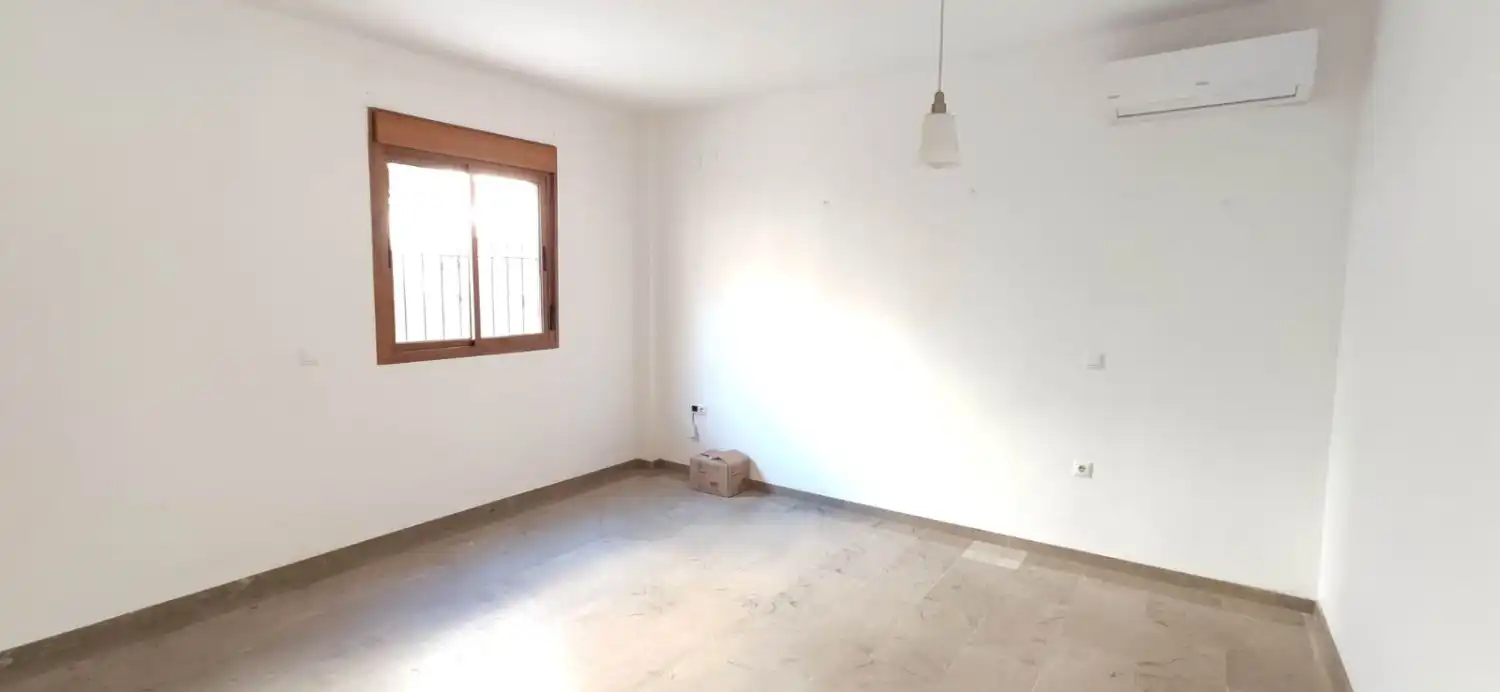 Houses for rent in Alcalá de Guadaira, Sevilla