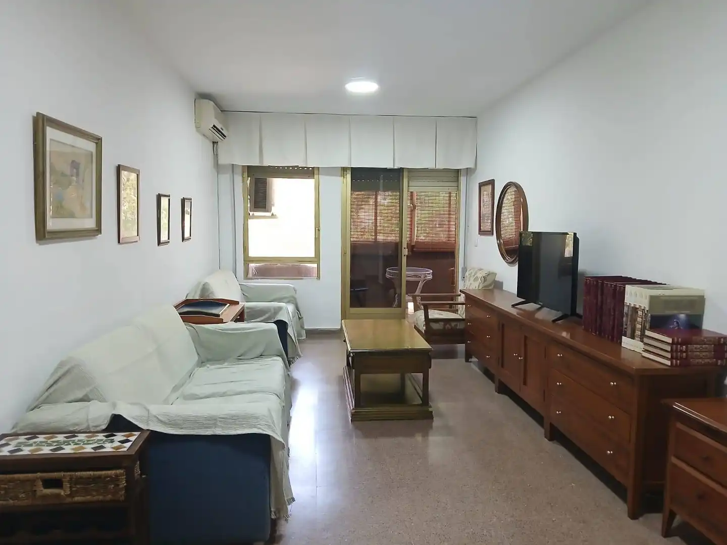 Living room of Flat for rent in Cartagena  with Air Conditioner, Heating and Furnished