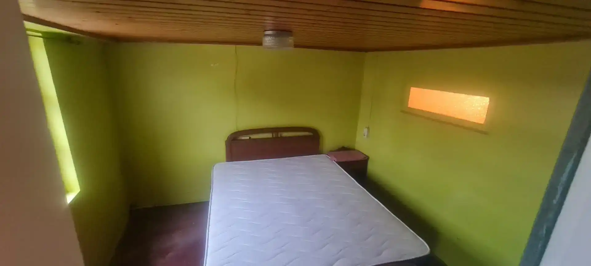 Dormitori de Casa adosada en venda en Santa Comba amb Traster, Moblat i Rentadora