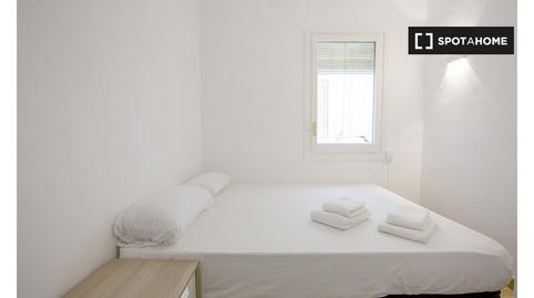 Photo 5 of Flat to rent in El Camp de l'Arpa del Clot,  Barcelona Capital