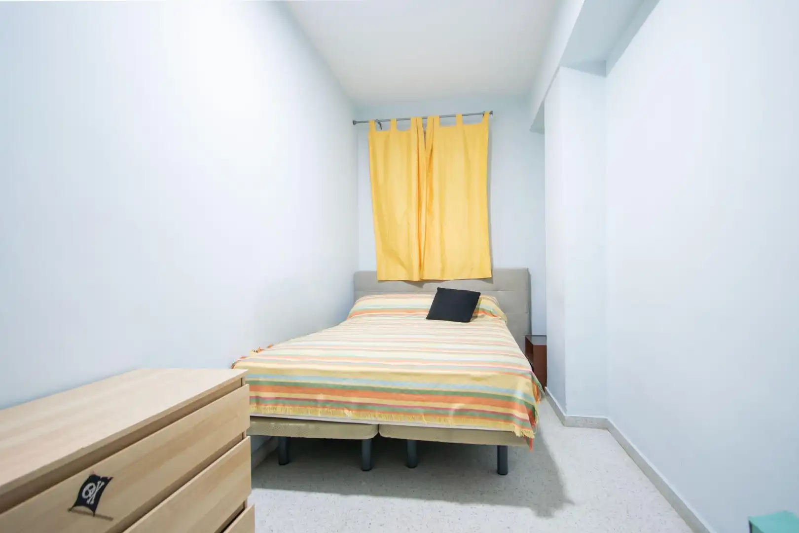 Habitación de Dúplex en venta en Este - Alcosa- Torreblanca