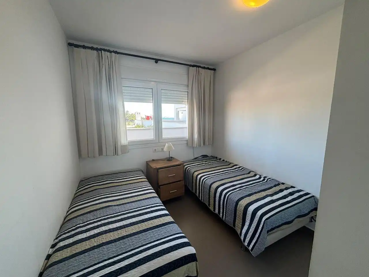Habitación de Apartamento en venta en La Manga del Mar Menor con Aire acondicionado, Calefacción y Terraza