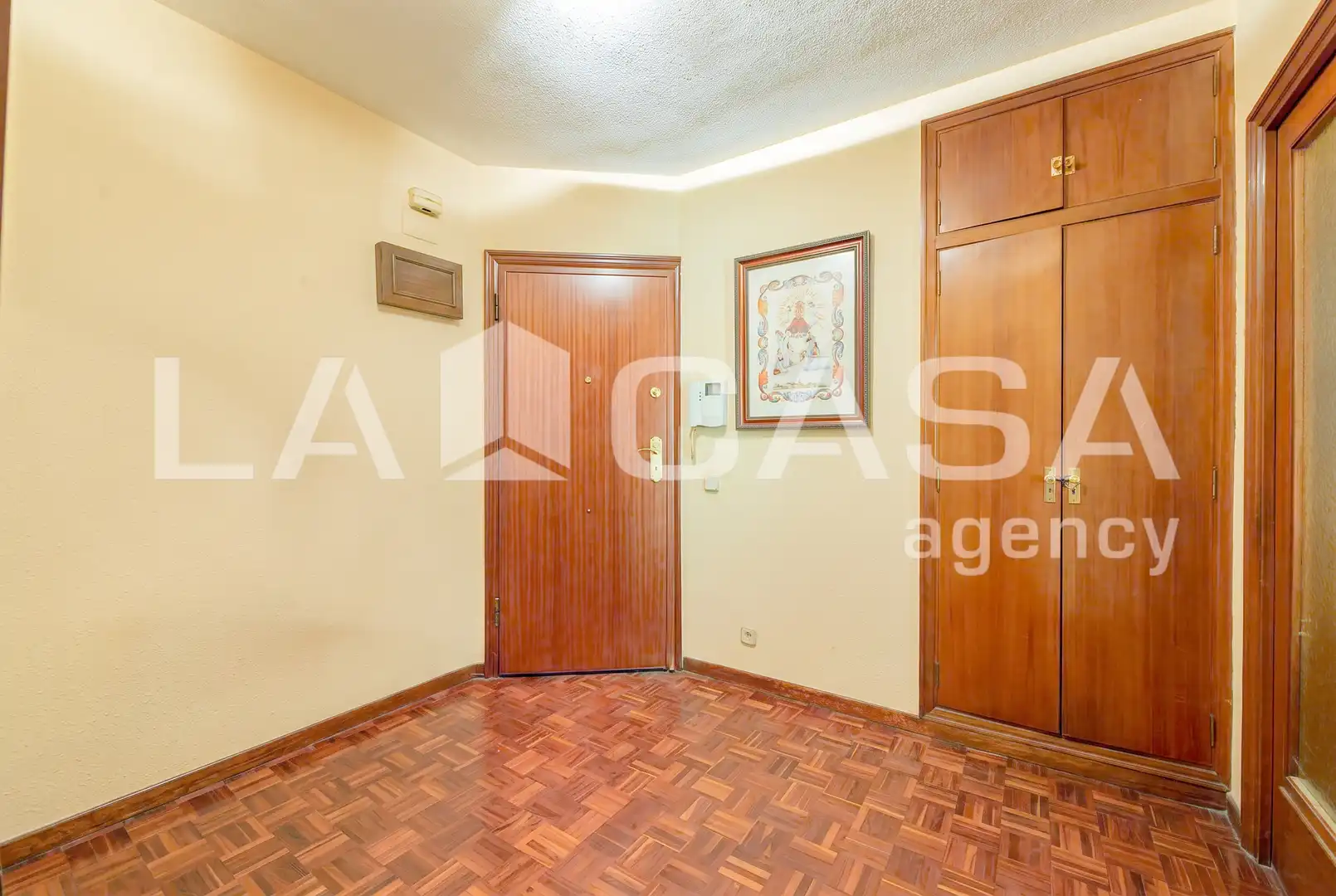 Piso en venta en Valencia con Calefacción, Terraza y Balcón