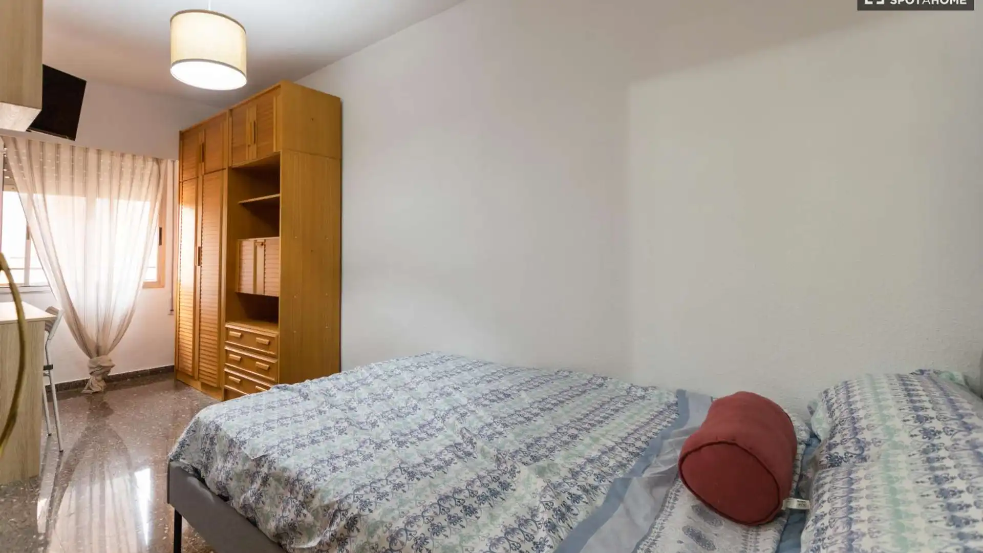 Zimmer in Barrio de Benicalap