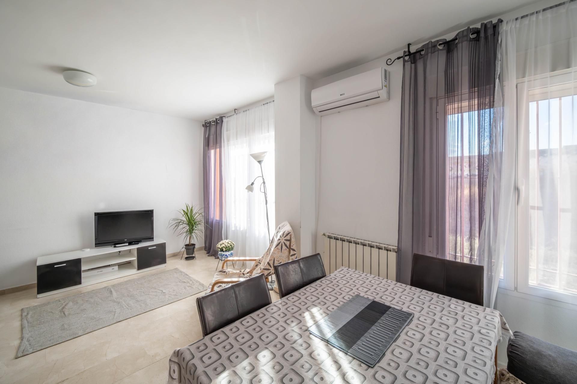 Bedroom of Flat for sale in  Granada Capital  with Heating and Balcony