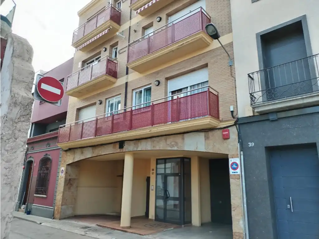 Individual for sale in Calella