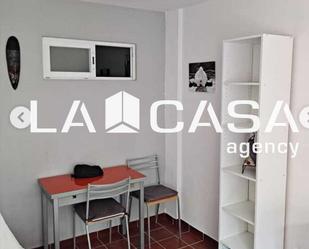 Bedroom of Flat for sale in Algeciras