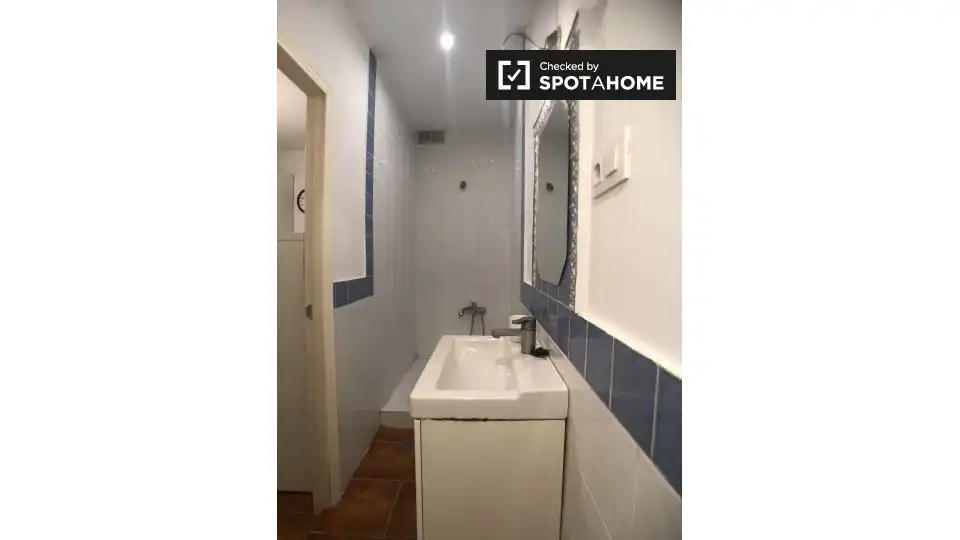 Habitació a Embajadores - Lavapiés