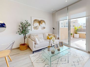 Reihenhaus mit Pool zum Verkauf in Pilar de la Horadada ciudad