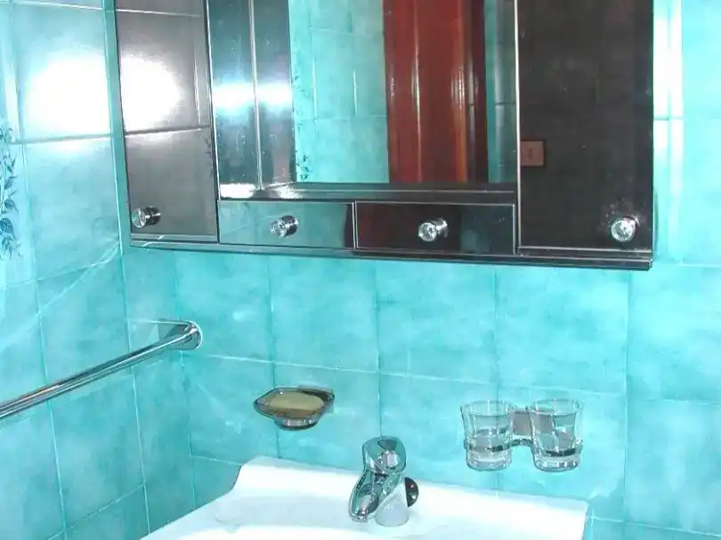 Baño de Piso en venta en Oviedo  con Jardín privado, Parquet y Trastero