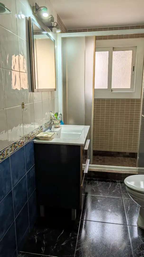 Baño de Piso en venta en Sant Feliu de Guíxols con Terraza y Amueblado