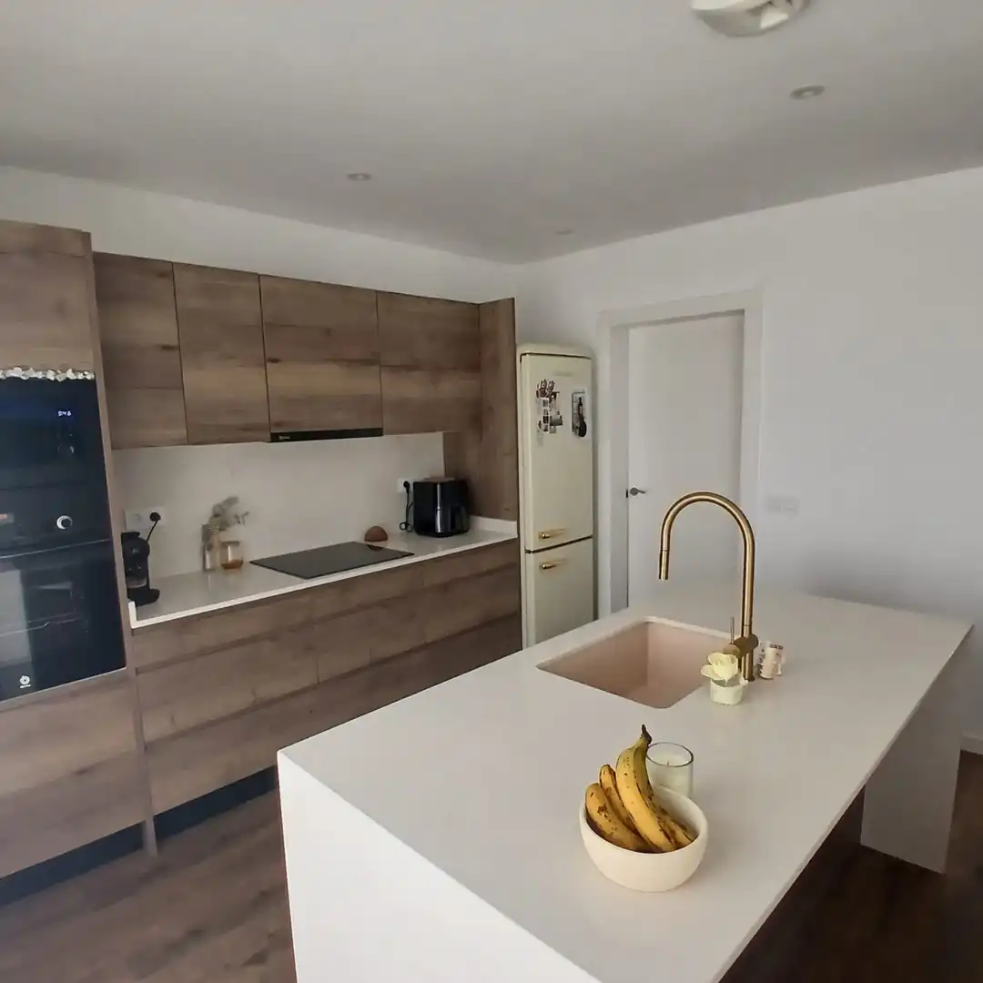 Kitchen of Houses for rent in Montroi / Montroy, Valencia