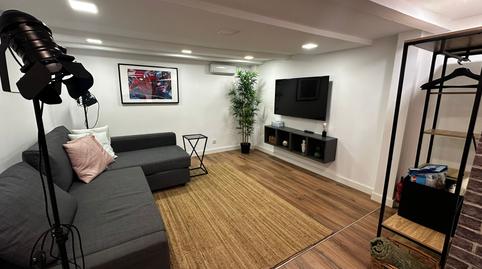 Foto 3 de Planta baja en venta en Calle Jaume Roig, Sants-Badal,  Barcelona Capital