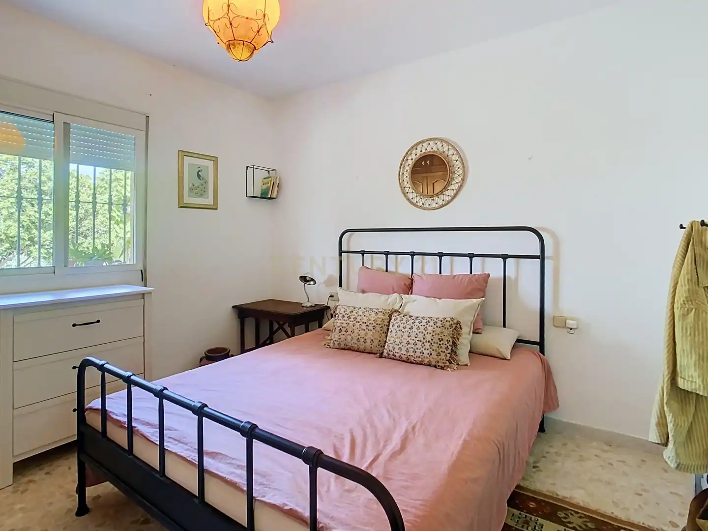 Habitación de Finca rústica en venta en Alhaurín El Grande con Aire acondicionado, Jardín privado y Trastero