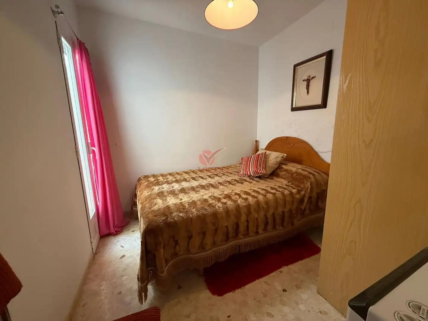 Dormitori de Casa o xalet en venda en Belmontejo amb Calefacció i Moblat
