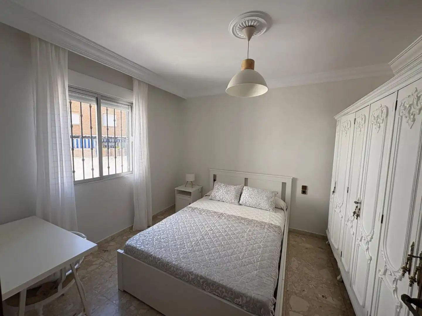 Bedroom of Flat for rent in Huelva  with Balcony