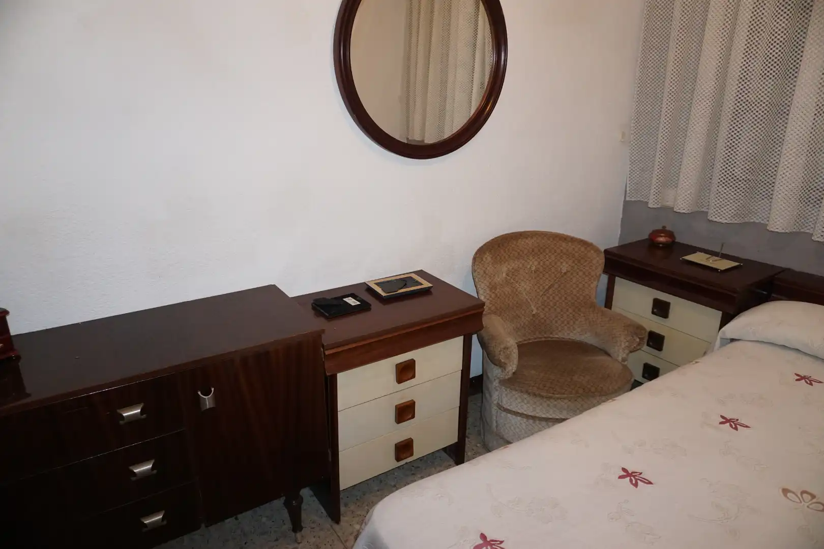Dormitori de Casa o xalet en venda en Melide amb Jardí privat i Moblat